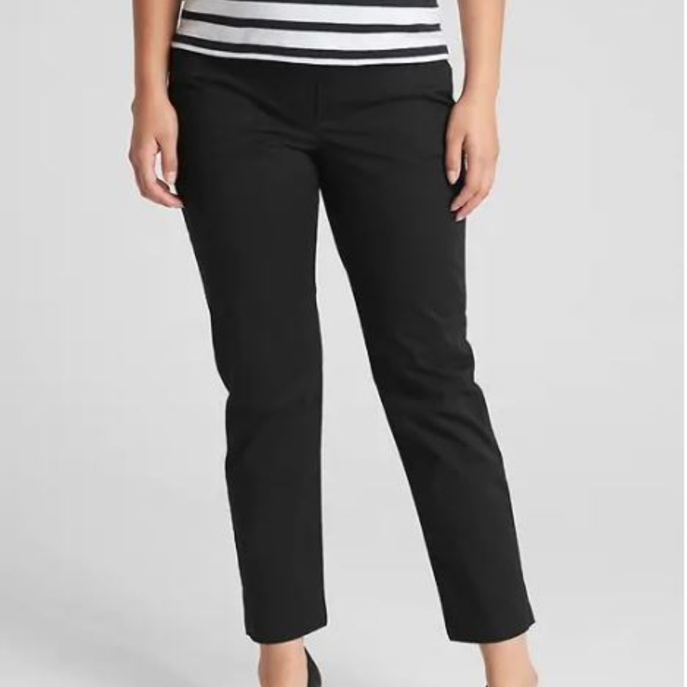 GAP Maternity Full Panel Slim City Crop Chinos